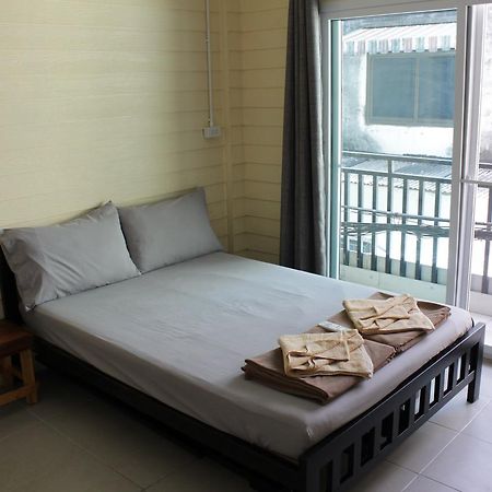 The Oasis Hostel Chinatown (Adults Only) Bangkok Exterior foto