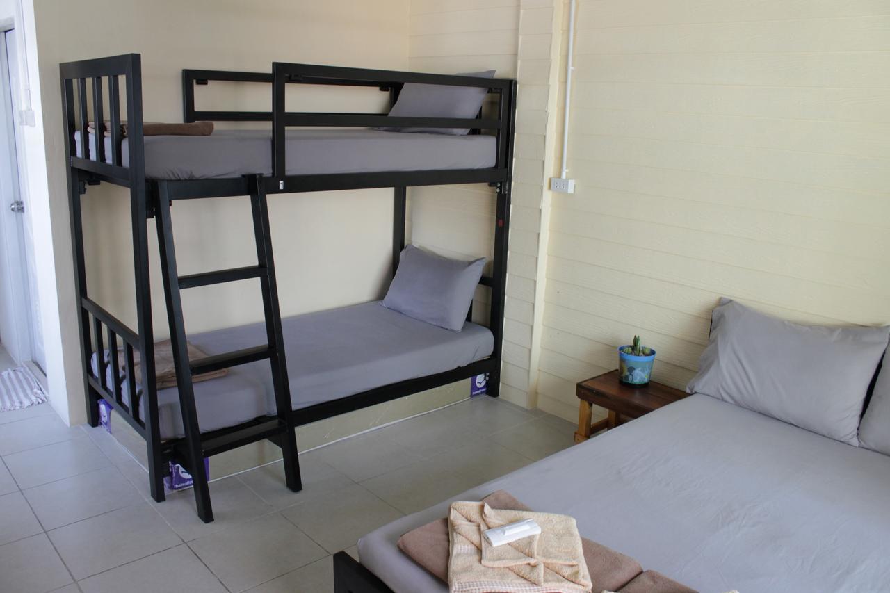 The Oasis Hostel Chinatown (Adults Only) Bangkok Exterior foto